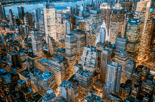 Miksi pienen bensiinimoottorin pitää vetää ilmaluukku käynnistettäessä, mutta auton ei?